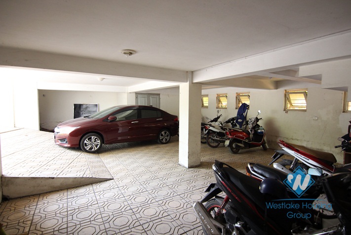 Full house with friendly eco - space located in Tay Ho area